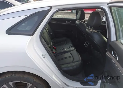 2021 Kia K5 Ex z USA, uszkodzony, nr VIN 5XXG34J26MG028760